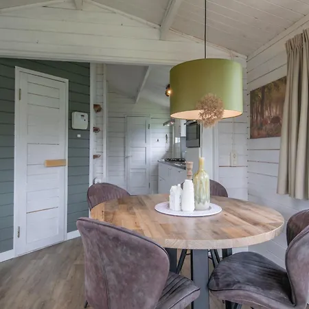 Cosy, Wooden With Dishwasher, In A Car-free Zone Chalet